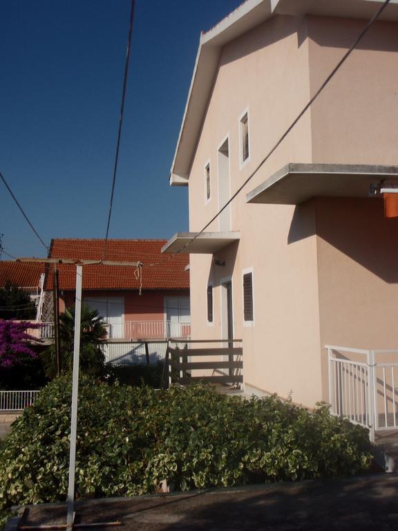 Apartments Nika Vodice Exterior photo